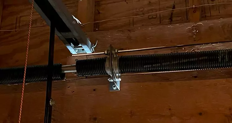 Garage Door Lift Cable Replacement in DeBary, FL