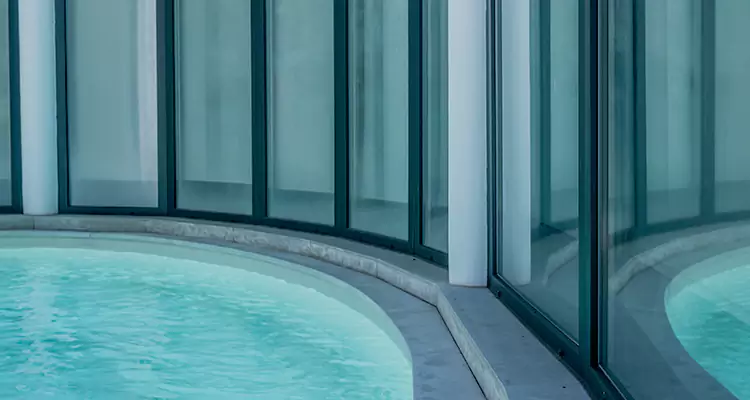 Repair Polyester Screen for Pool Enclosure in DeBary, FL