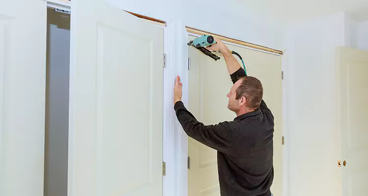 Top Rated Door Fixing ServiceFixing Garage Door Track in DeBary, FL