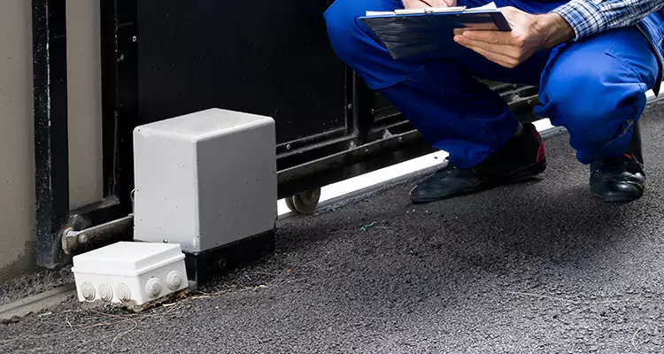 Genie Garage Door Sensor Replacement in DeBary, FL