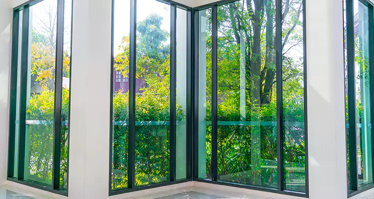 Folding Glass Balcony Door Repair in DeBary, FL